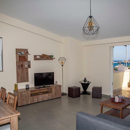 Catherine'S Comfort Apartment Νο3 Lavrion Exterior photo